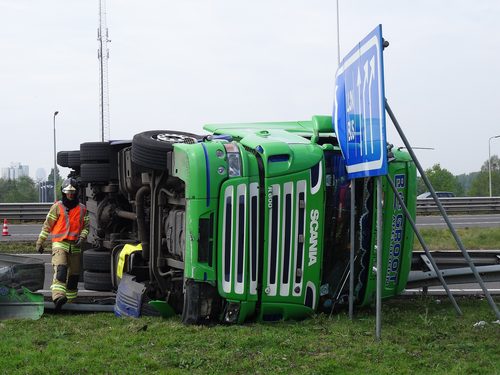 truck accident road