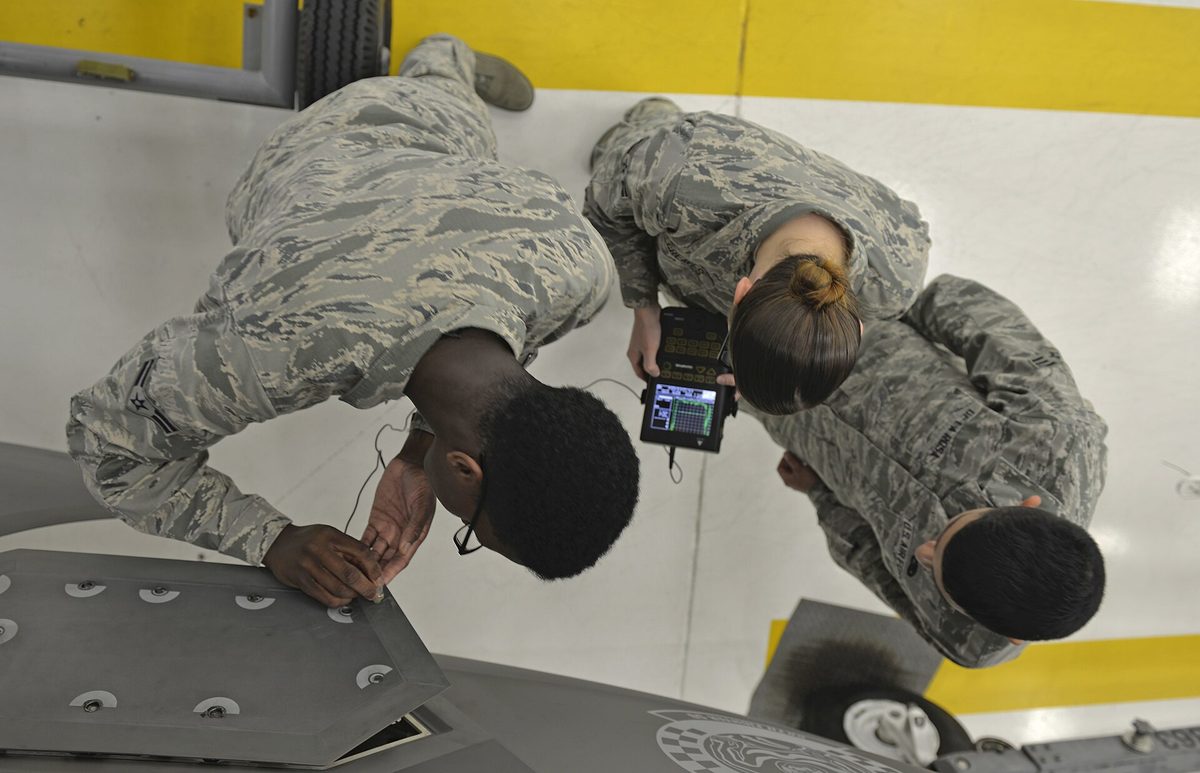 F-35 fighter jet parts