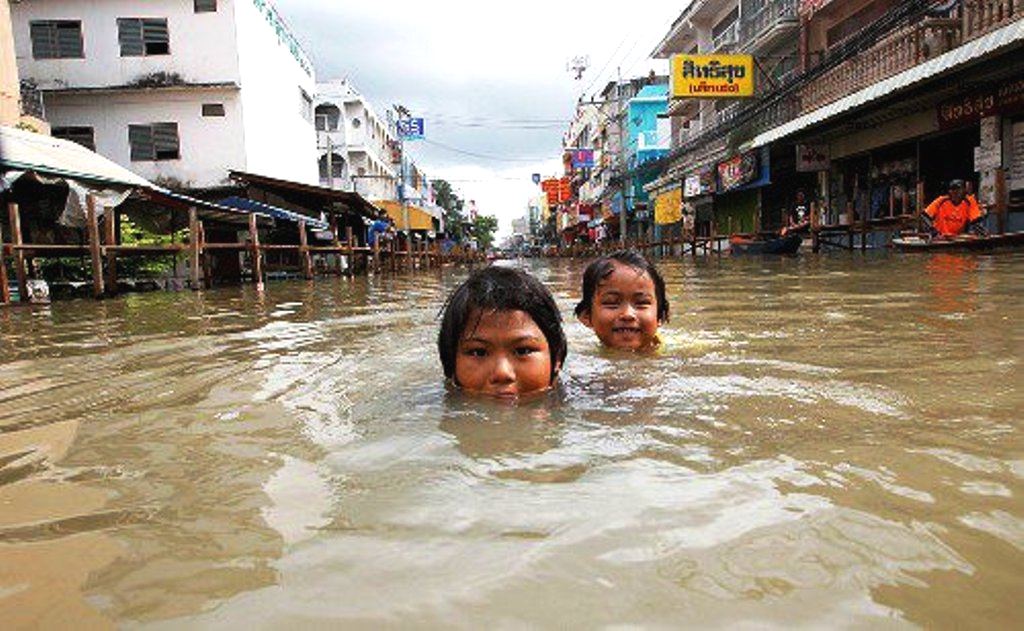 flooded street bangkok