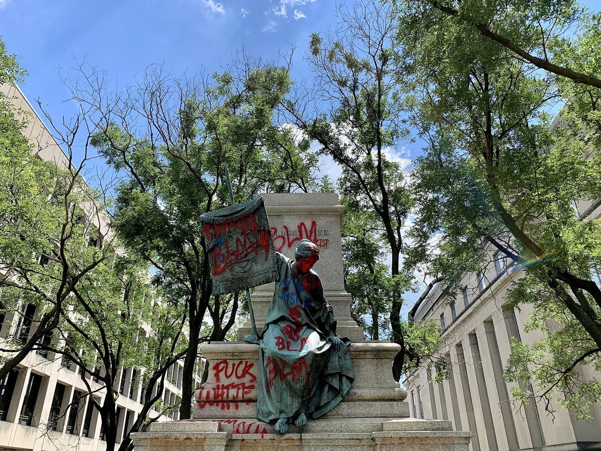 memorial monument vandalism