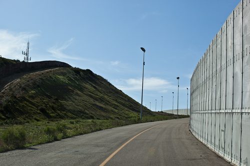 border fence security