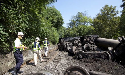 train derailment coal