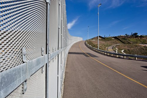 border security fence